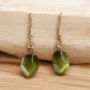 Elegant Green Dangle Earrings